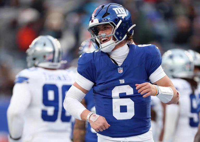 Jaxson Dart addresses Giants locker room after Trump introduction fallout