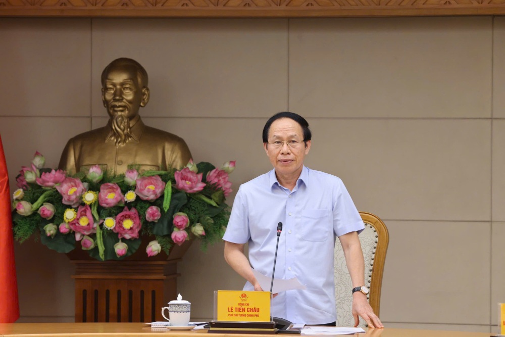 Phải đảm bảo sách giáo khoa đến giáo viên, học sinh trước 15.8.2026