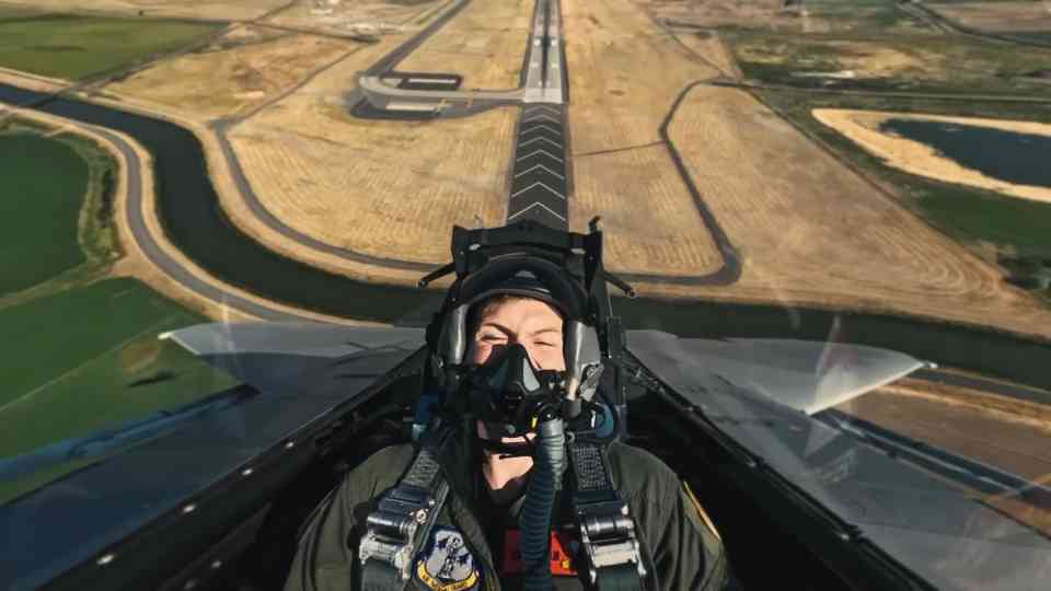 Inside an F-16 Viper cockpit during a violent high speed flight ...