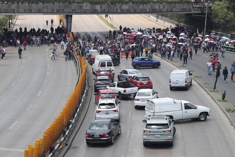 Movilidad, traslados y fan zones: protestas de la CNTE en CDMX amenazan ...