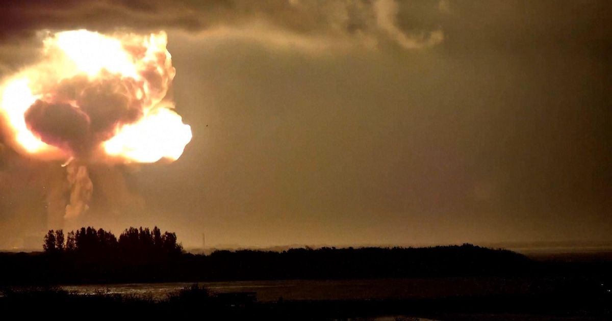 Blue Origin rocket explodes on the launch pad during an engine-firing test