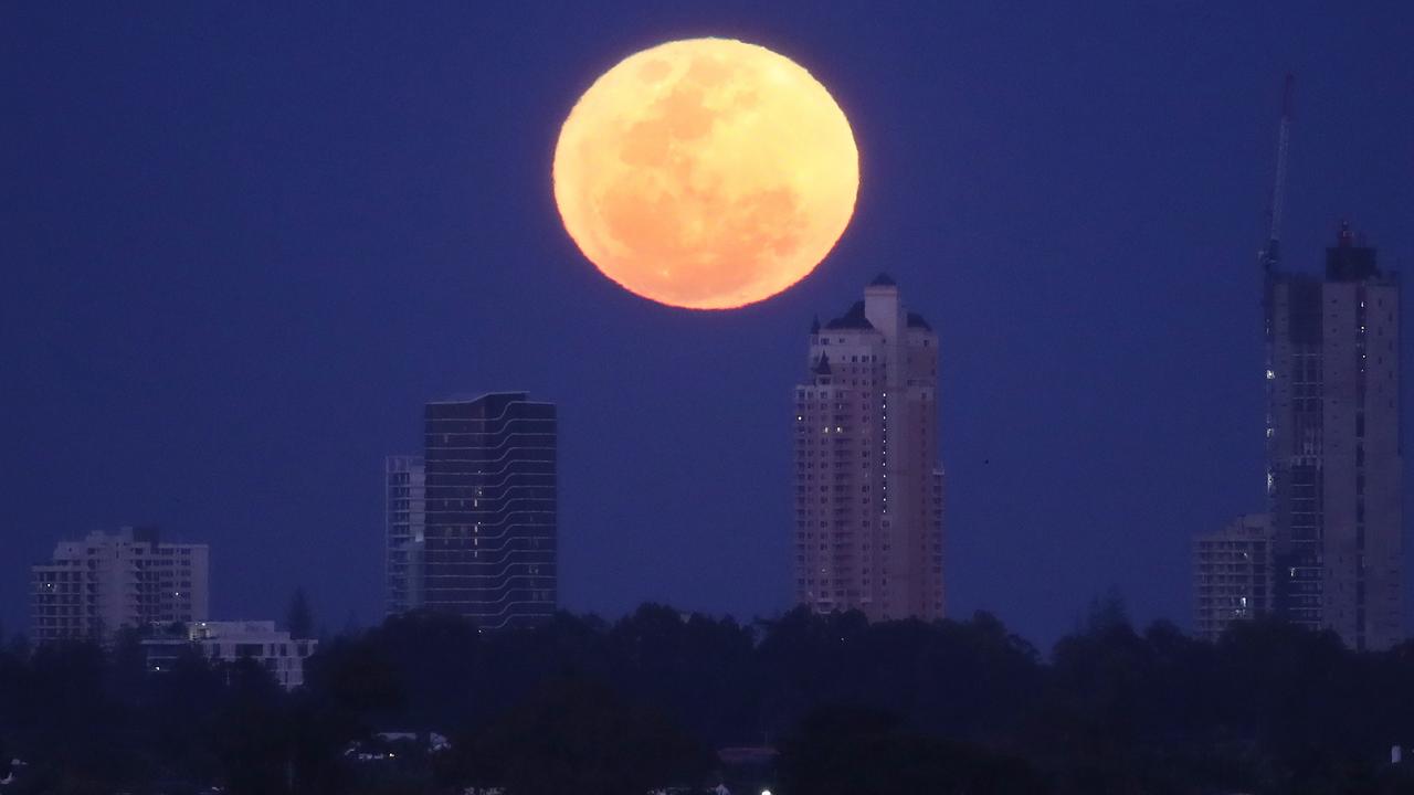 Visual Reference: Rare Lunar Event To Light Up Aussie Sky