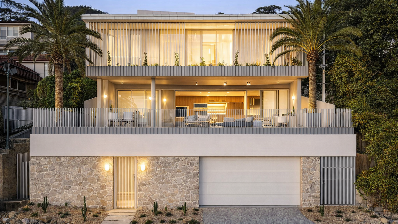 Visual Reference: This Luxury Australian Home Feels Like A Private Resort