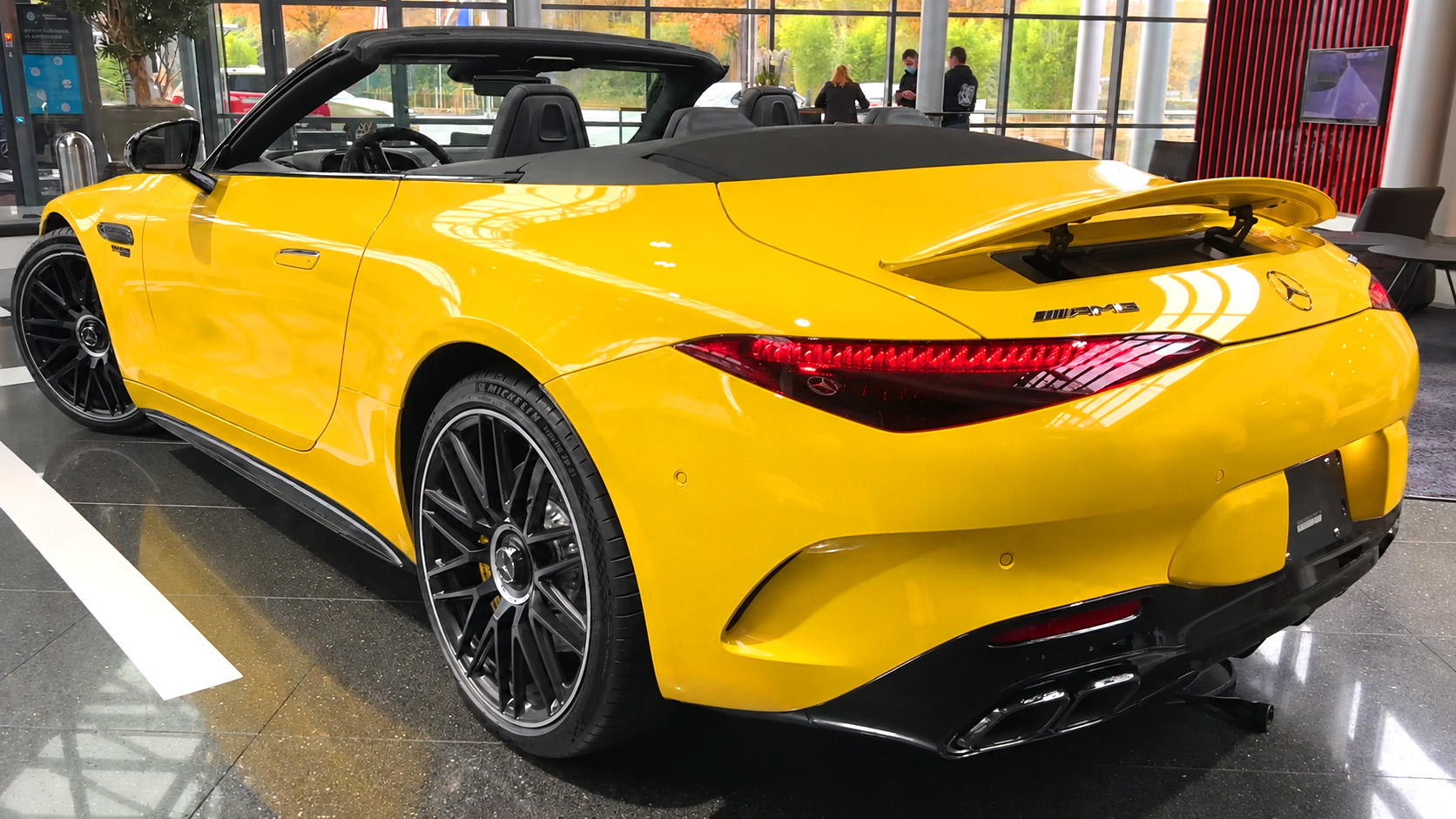 Mercedes-AMG SL63 reveals its hidden active rear wing