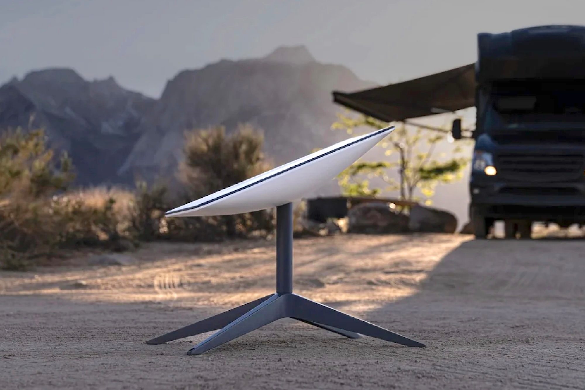Starlink Mini may finally cut the cord with a battery-powered dish