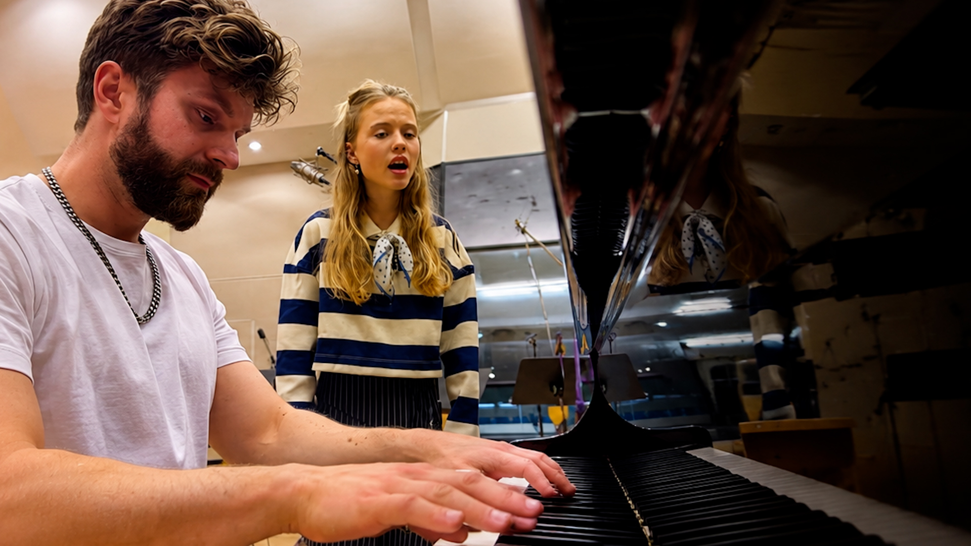 Have you heard Maison played like this before?