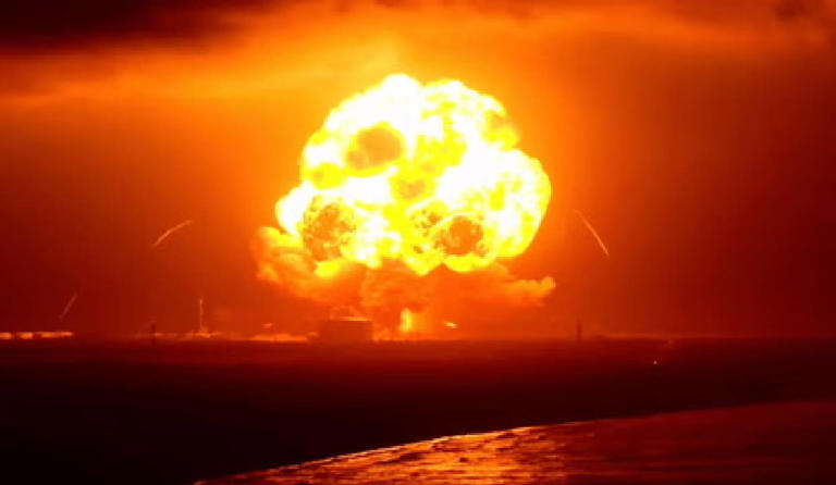 Jeff Bezos' Blue Origin New Glenn rocket explodes during Florida test