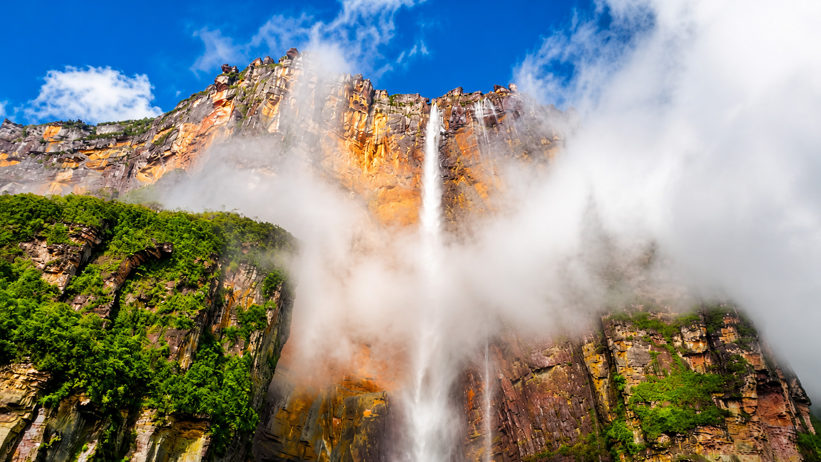 Angel Falls dropping nearly one kilometer from a giant tepui
