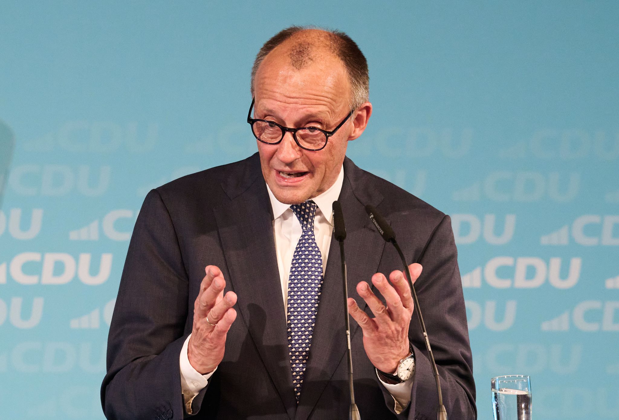 Merz emphasizes need for 'strong presence' on NATO’s eastern flank