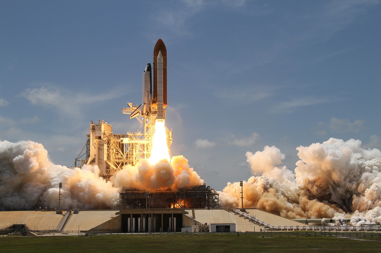 SpaceX could soon be available to everyday investors—here's what to ...