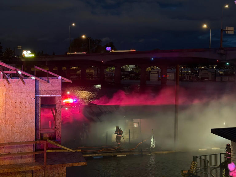 Two floating homes destroyed by two-alarm fire in N Portland, no ...