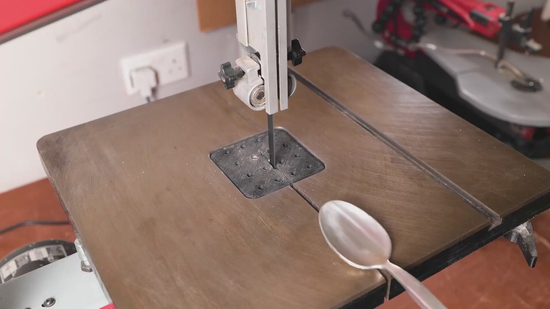 Transforming old cutlery into creative masterpieces!