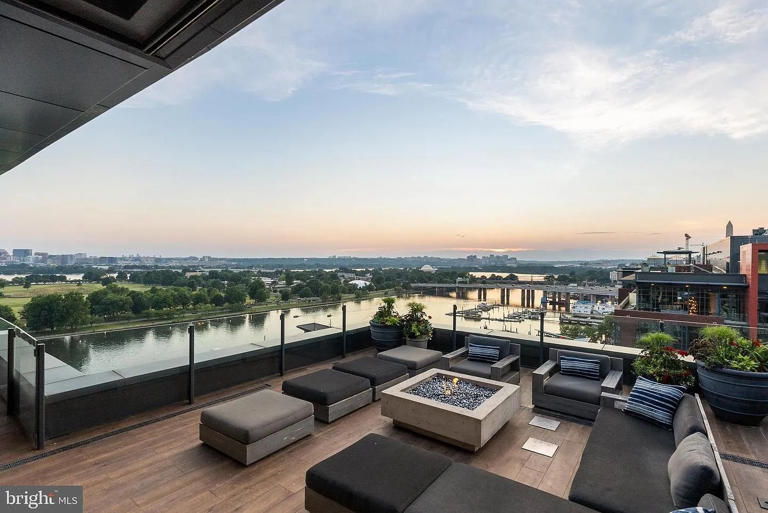 Wharf developer lists DC penthouse for $11 million
