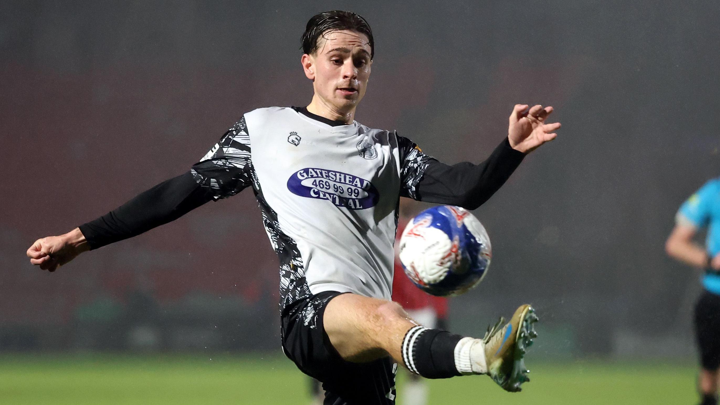 Gateshead midfielder John signs two-year extension