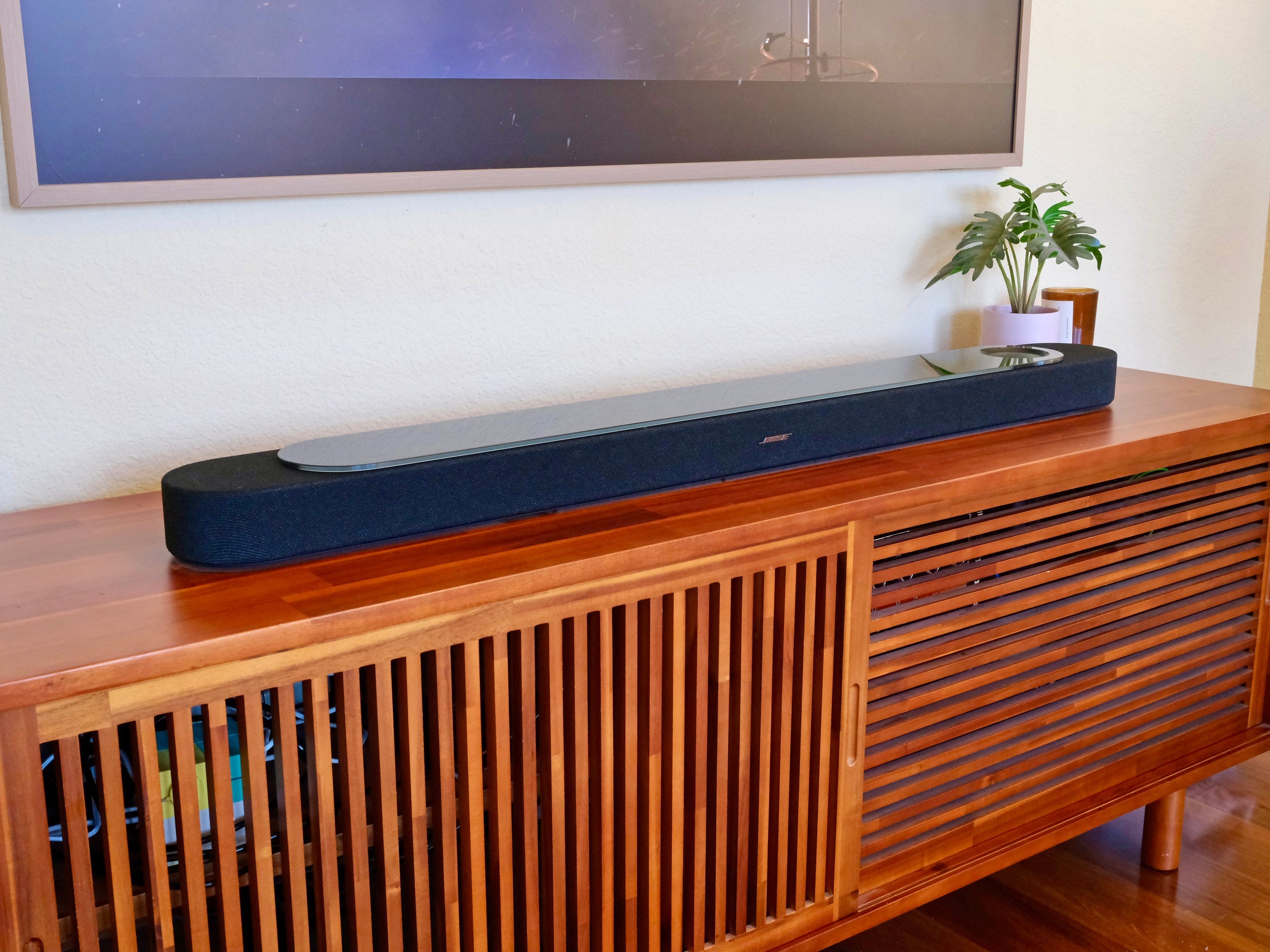 Bose Lifestyle Ultra Soundbar Review: Big Sound, Clear Dialogue
