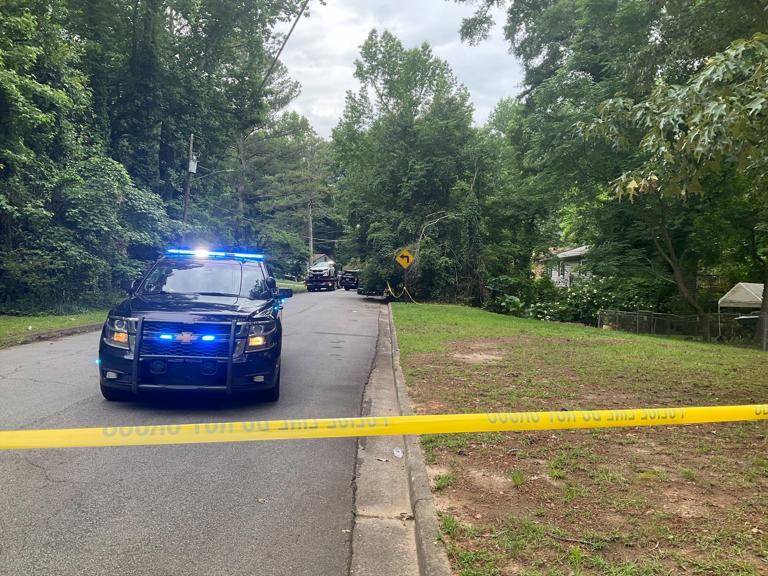 Man killed in Stone Mountain shooting, police say