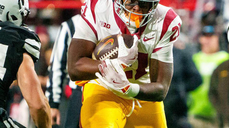 USC Make Late Push for Four-Star Offensive Line Recruit