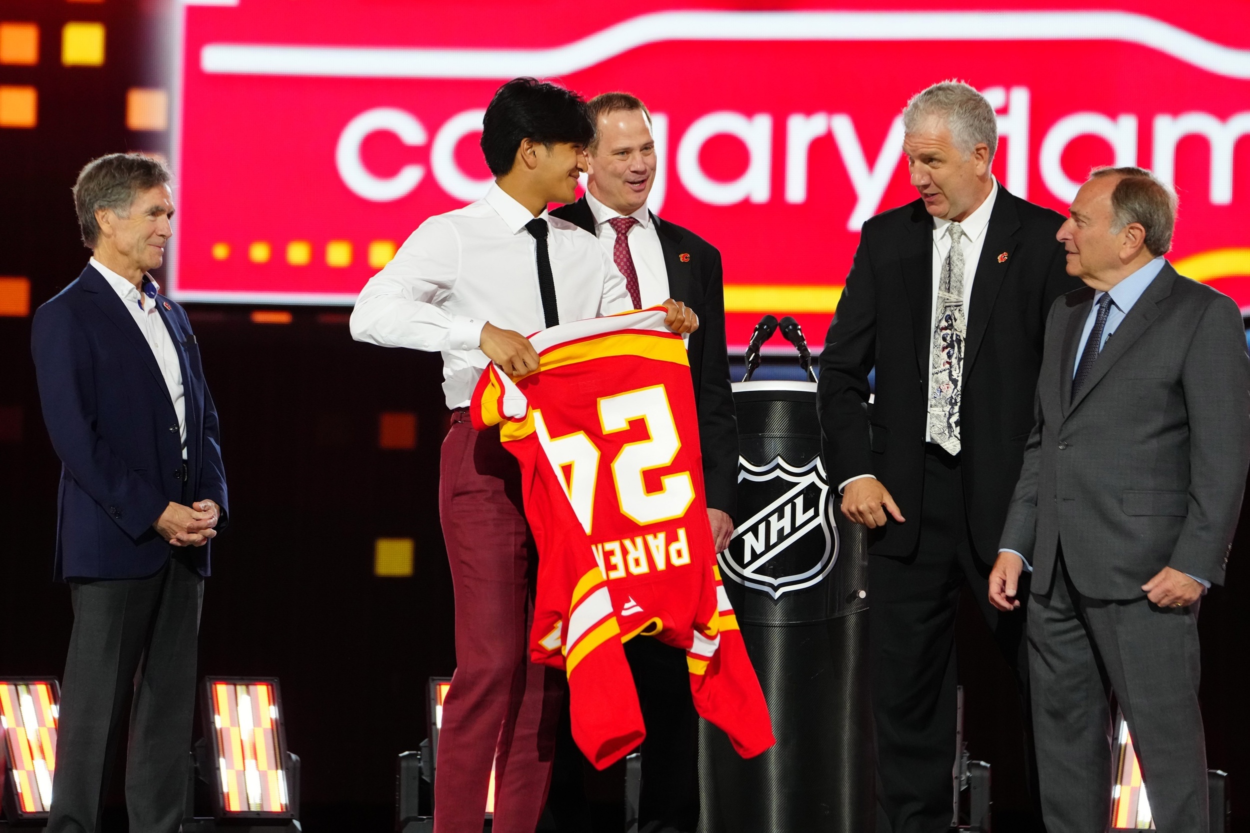 Who’s the ideal 6th overall pick for the Flames at the 2026 NHL Draft?