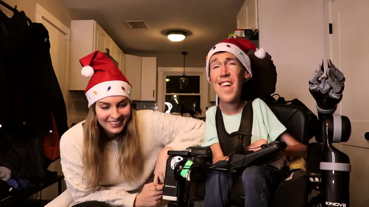 Shane and Hannah apologize for a mistake they made