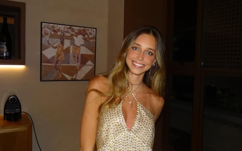 Modelo e estudante: conheça a namorada de João Fonseca