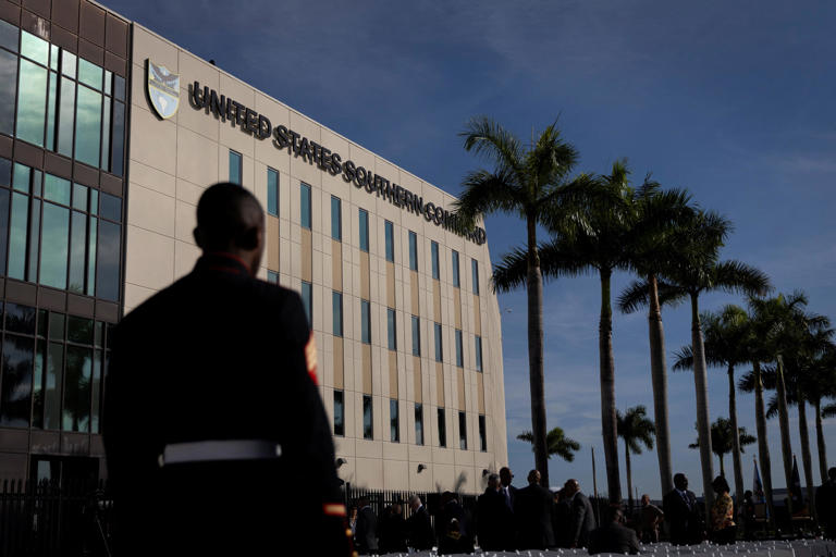 US general meets with Cuban military officials near Guantanamo Bay