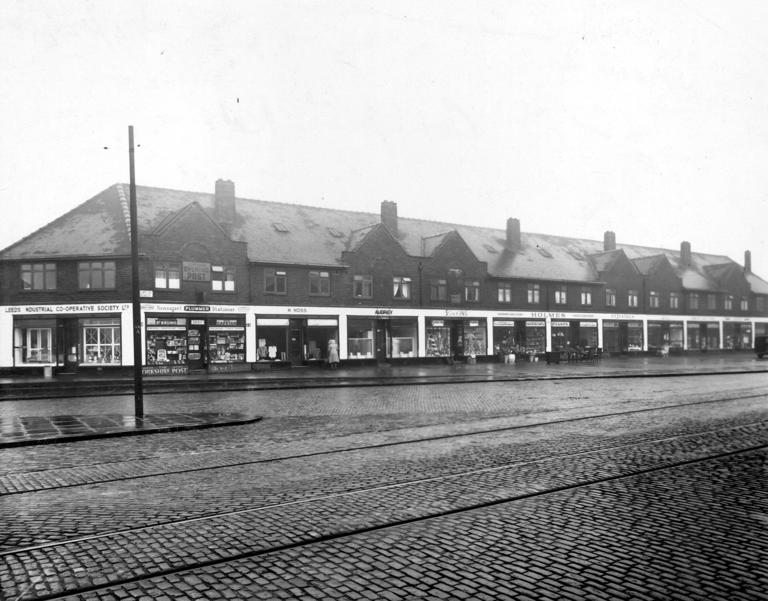 Humdrum photos take you back to Harehills in the 1940s