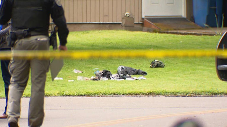 Vancouver officer who shot and wounded burglary suspect identified