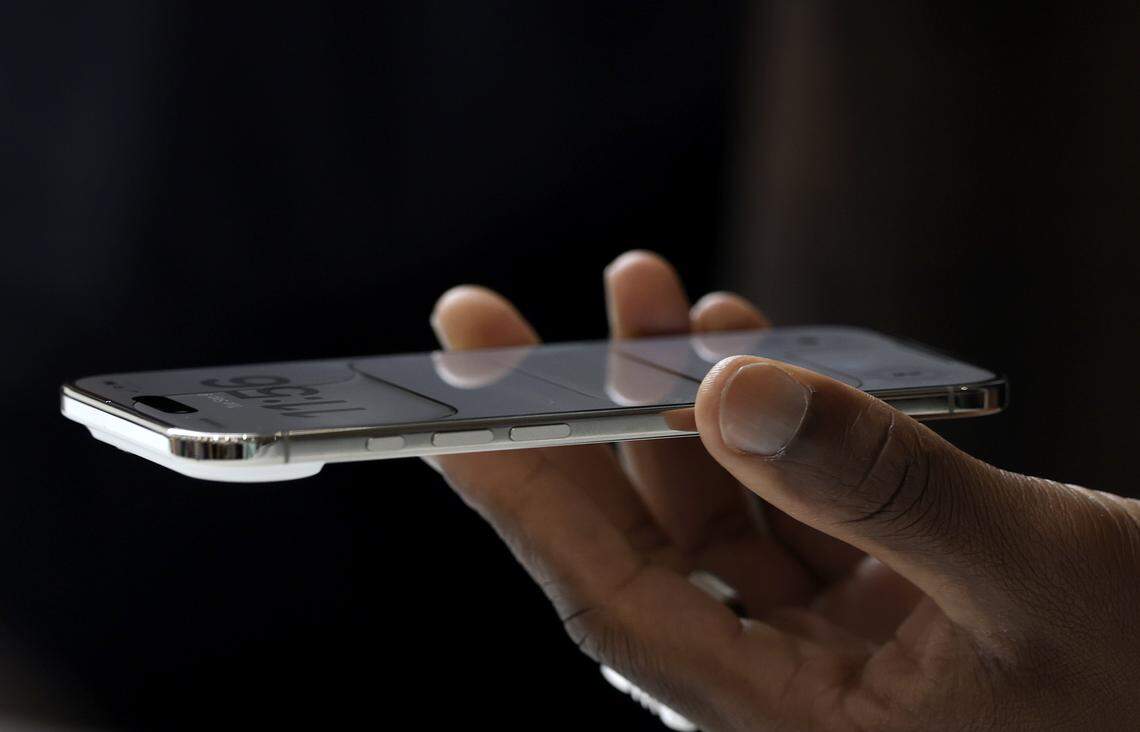 Your phone morning ritual's hidden impact on focus, mood and daily ...