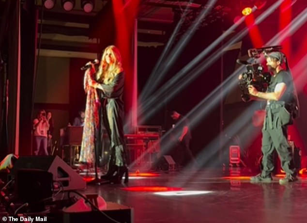 Jessica Simpson announces new special project for next chapter of her ...