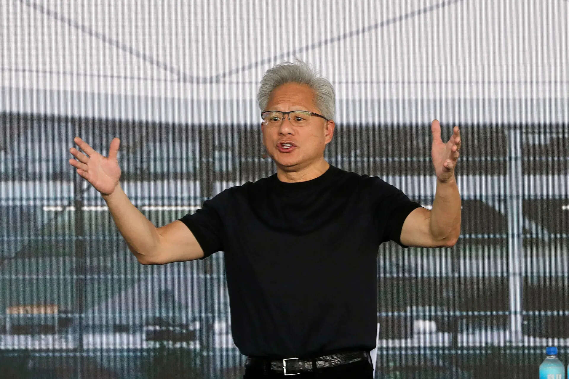 Nvidia, AMD Set $160B+ AI Infrastructure Bets on Taiwan