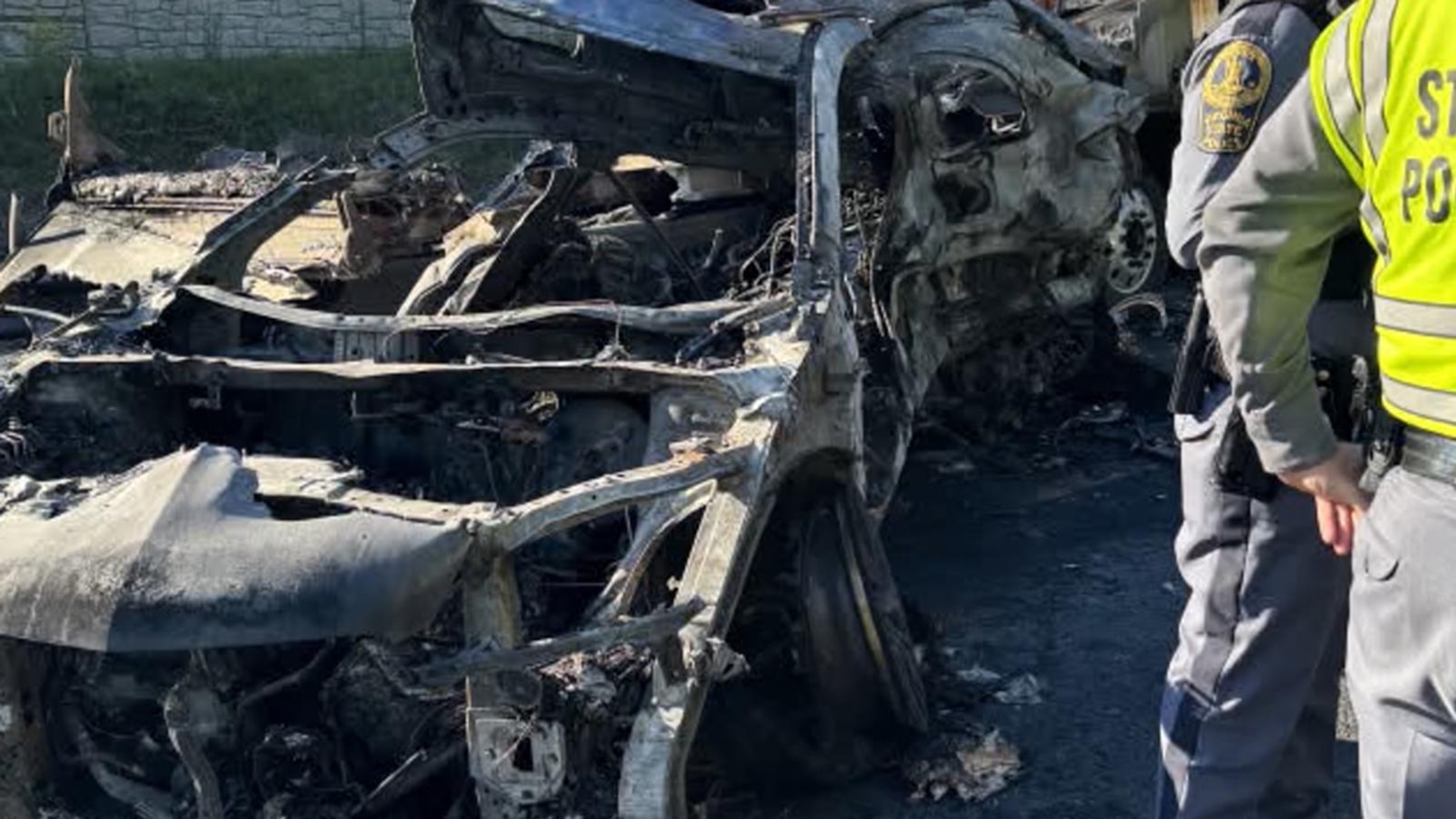 Bus crash on I-95 kills 5, including children, injures over 40