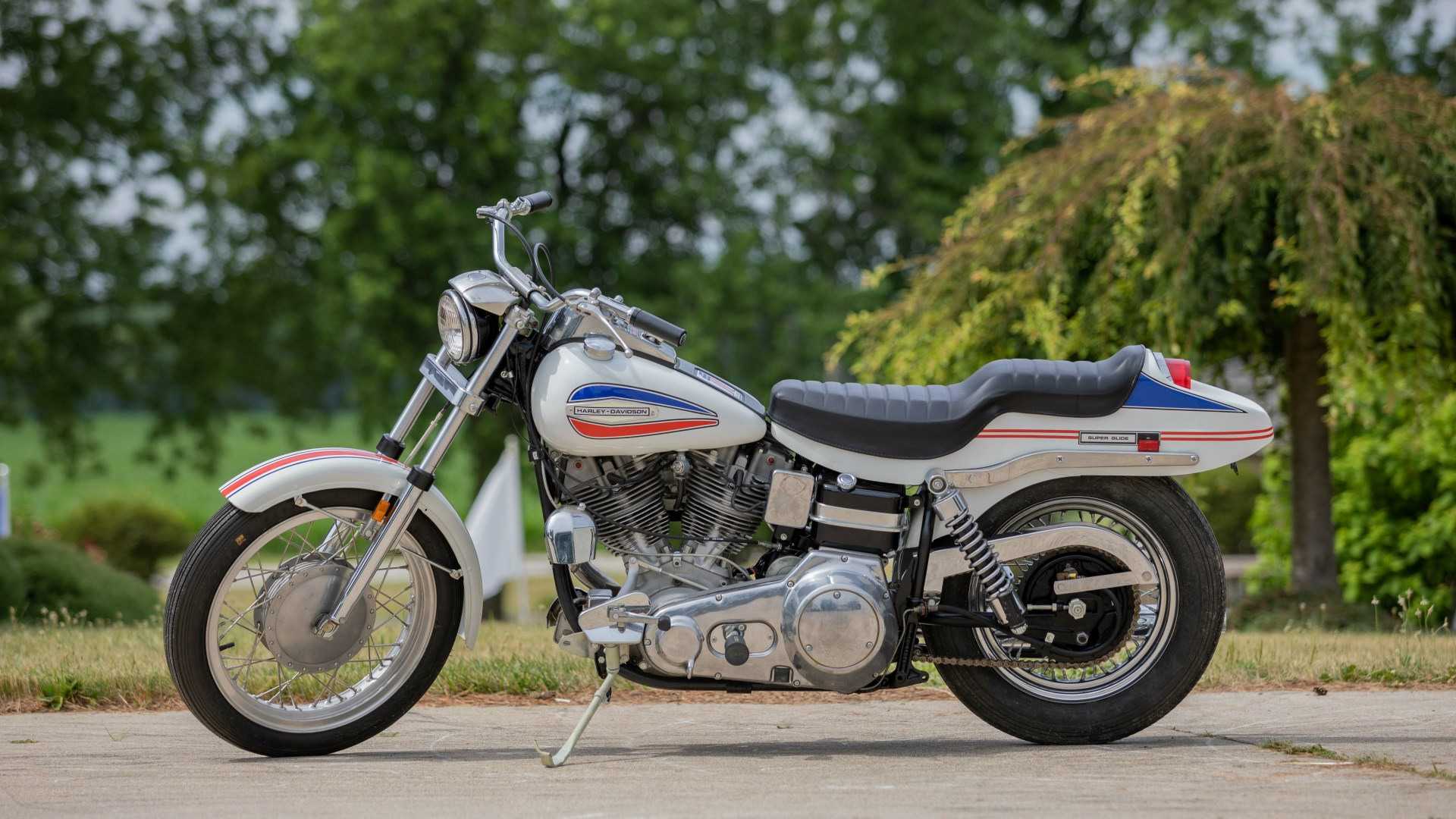 White 1971 Harley-Davidson FX Super Glide parked roadside