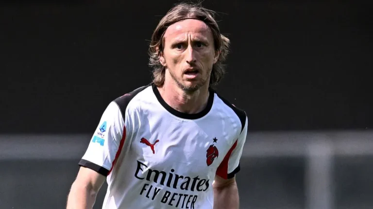 Milan, rebus Luka Modric tra caos dirigenziale e la clamorosa ...