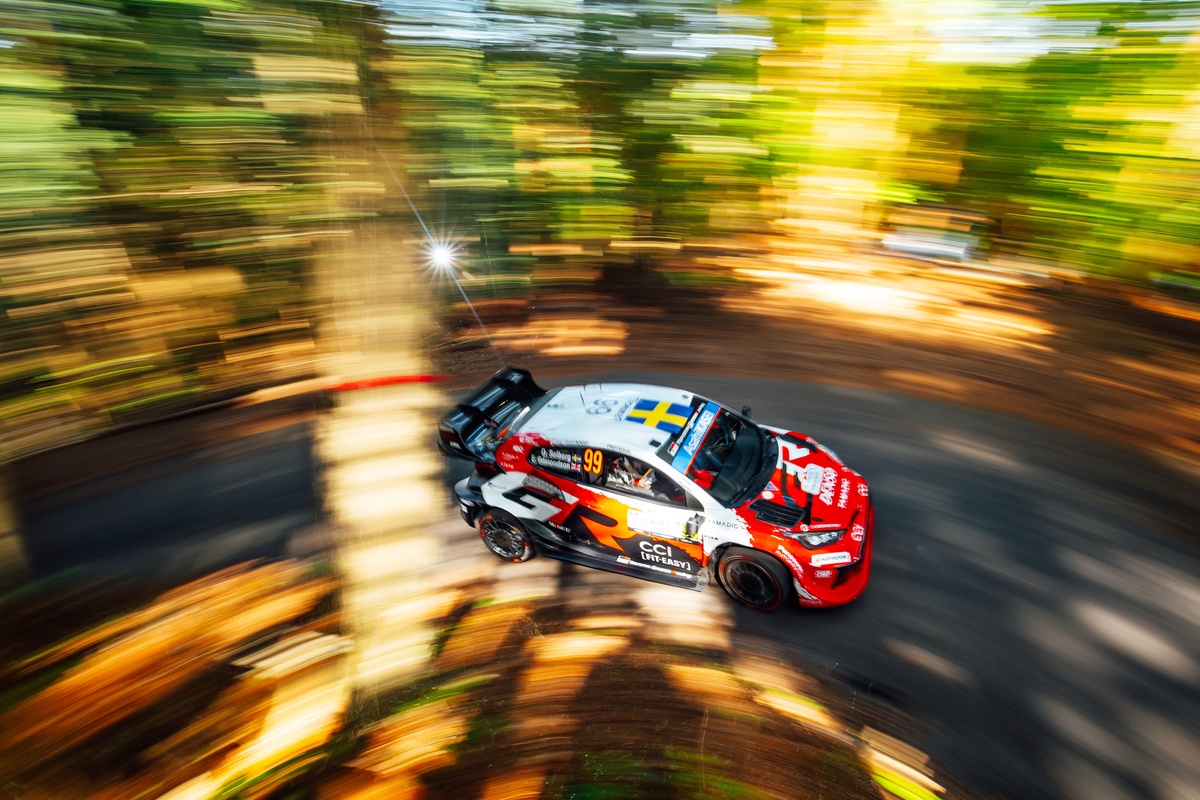 Rally Japón 2026: Oliver Solberg aumenta la presión sobre Elfyn Evans