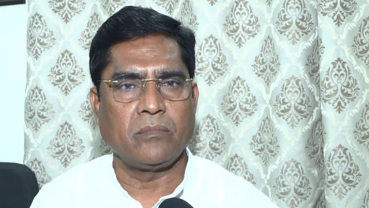 Make Priyank Kharge deputy CM to strengthen Congress: Jagdev Guttedar