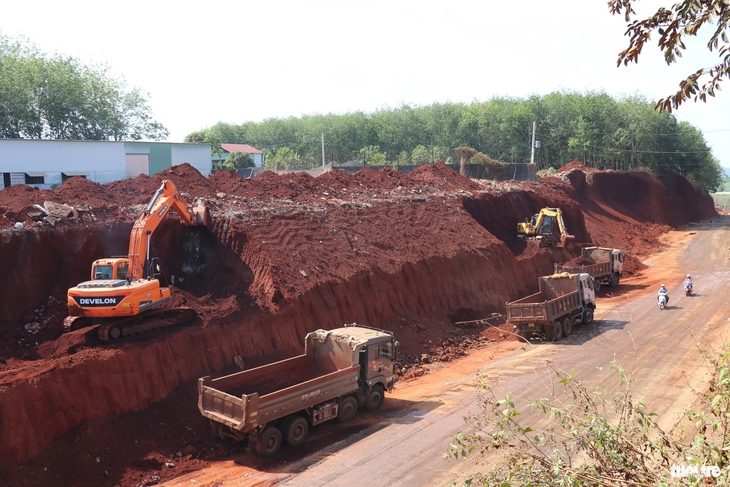 Đồng Nai chỉ đạo thanh tra toàn diện dự án hạ cốt nền khiến nhà dân cheo leo