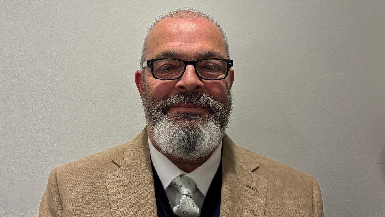 MP urges action over council leader's online posts