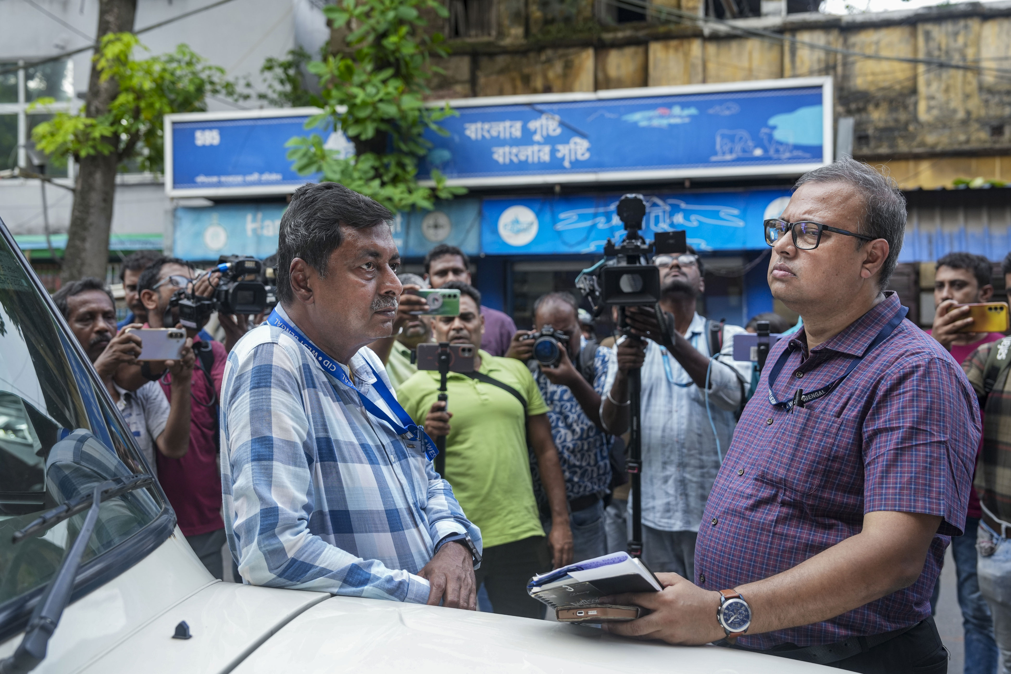 Bengal CID serves summons to Abhishek in 'fake signature' probe amid ...