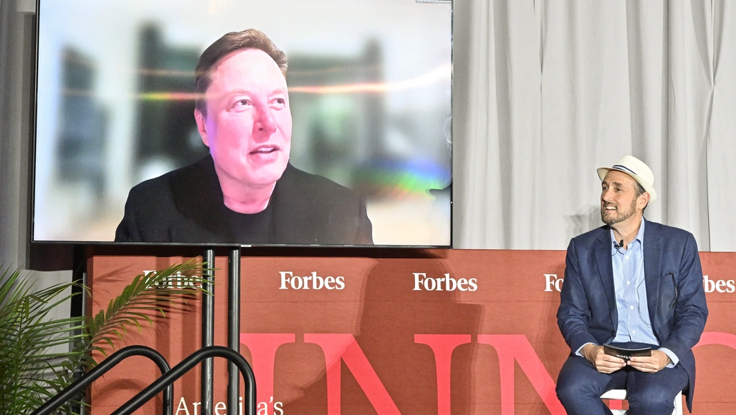 Musk weighs Tesla–SpaceX merger as record IPO nears