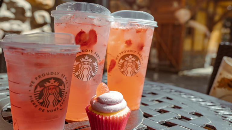 The 11 best Starbucks drinks you can order, according to baristas on Reddit