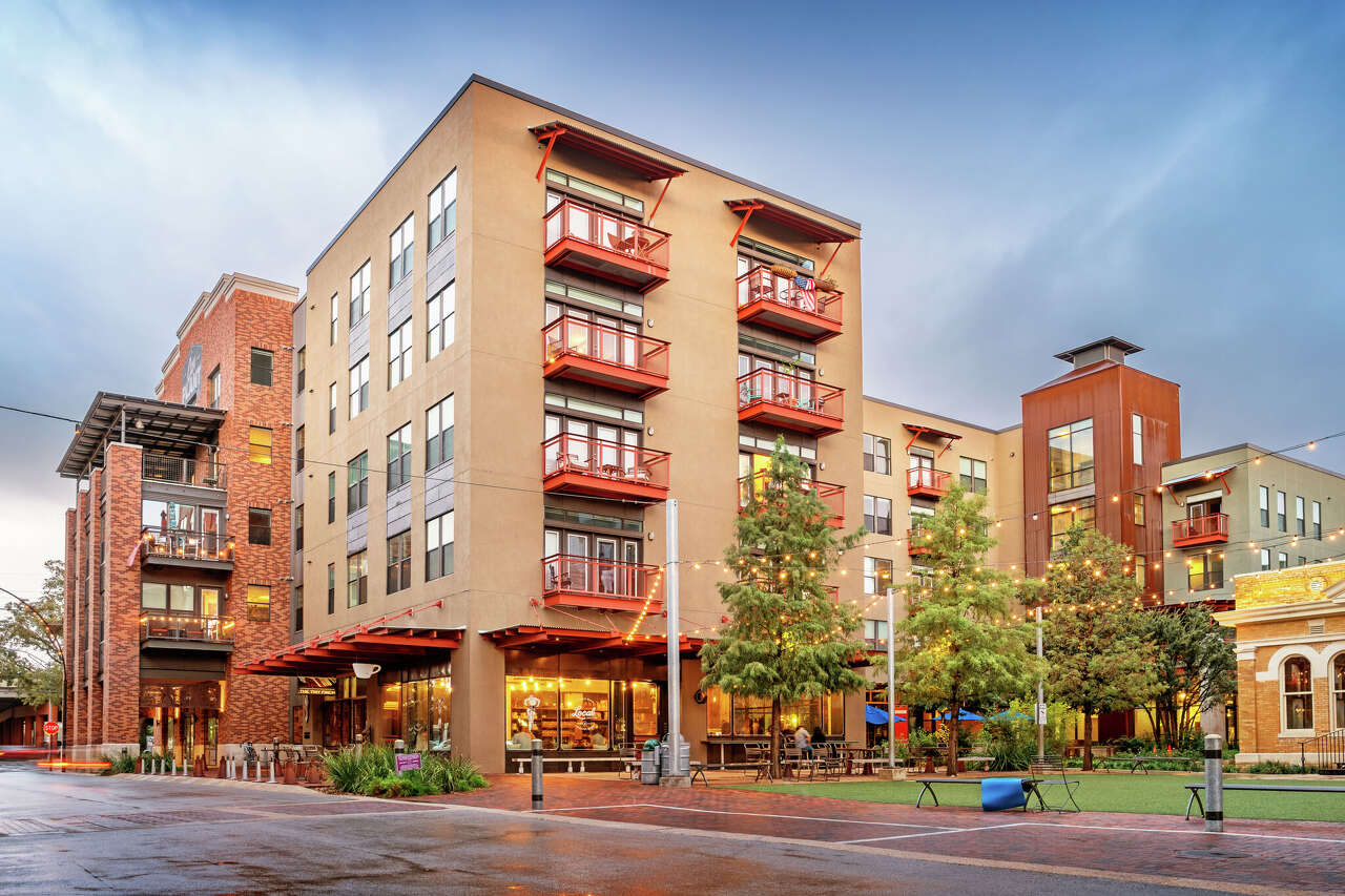 Rent is dropping in San Antonio and Austin. Does it feel that way?