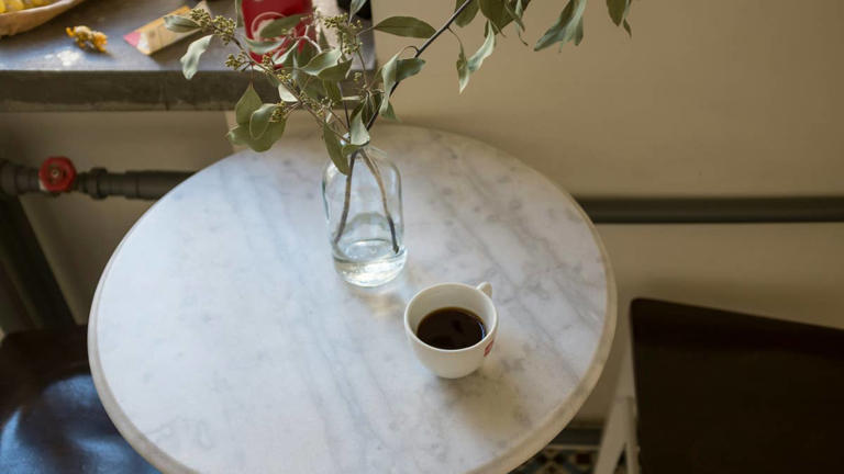 Mom builds DIY storage coffee table that belongs at a Pottery Barn