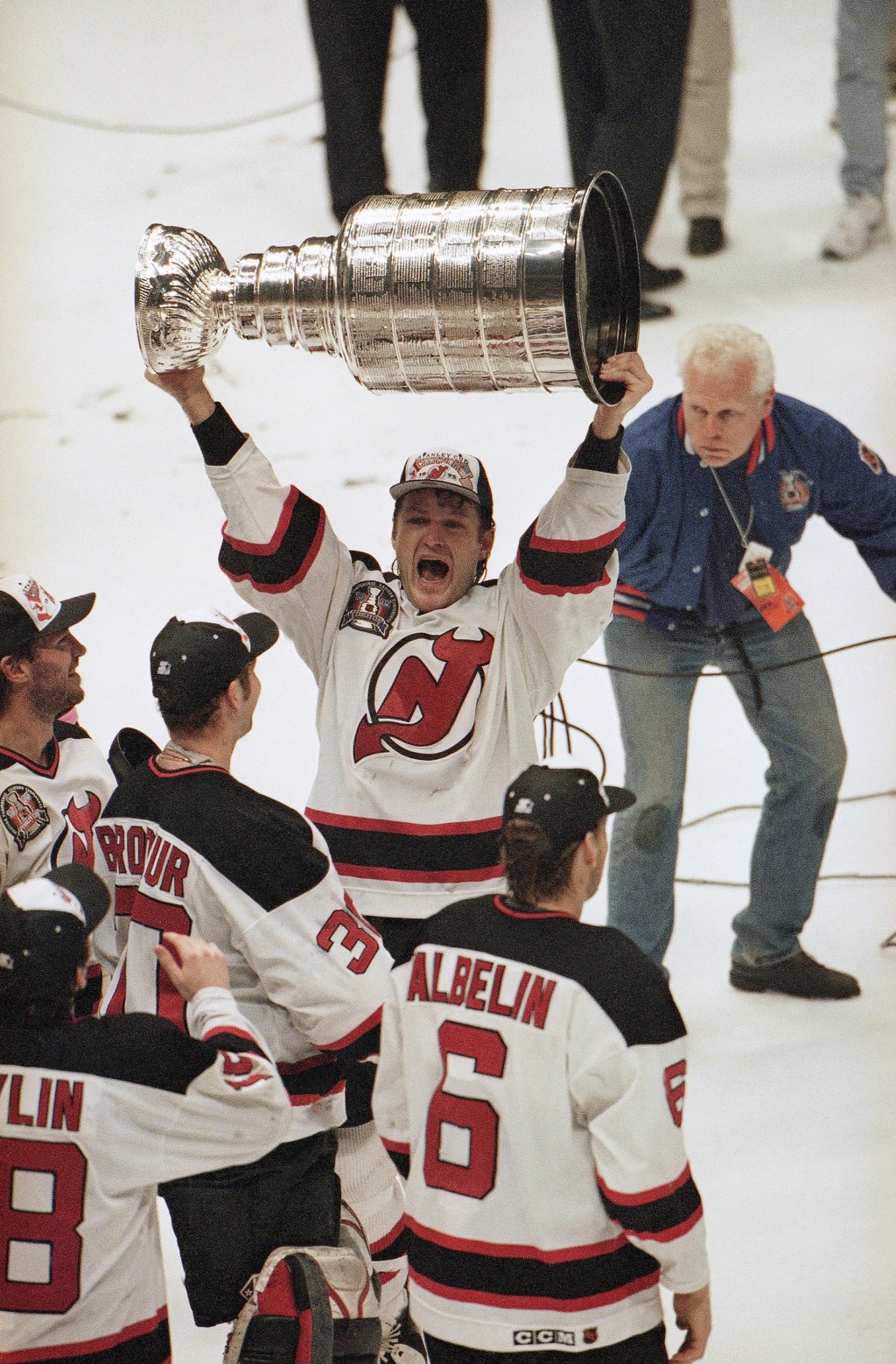 NHL star Claude Lemieux died of a broken heart — for two deeply painful ...