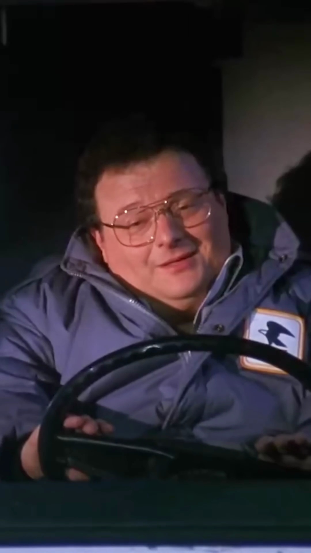 Kramer's project goes up in flames on Seinfeld