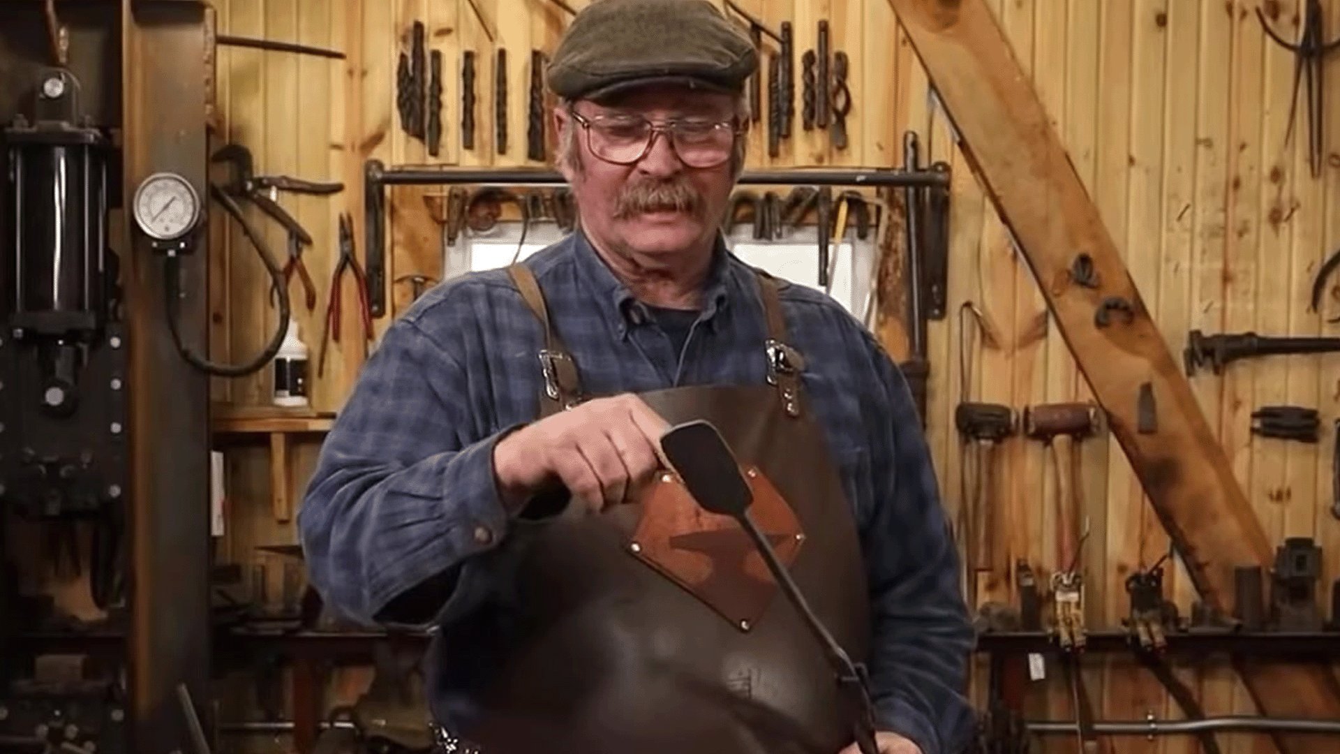 Making a Viking Spoon Augur