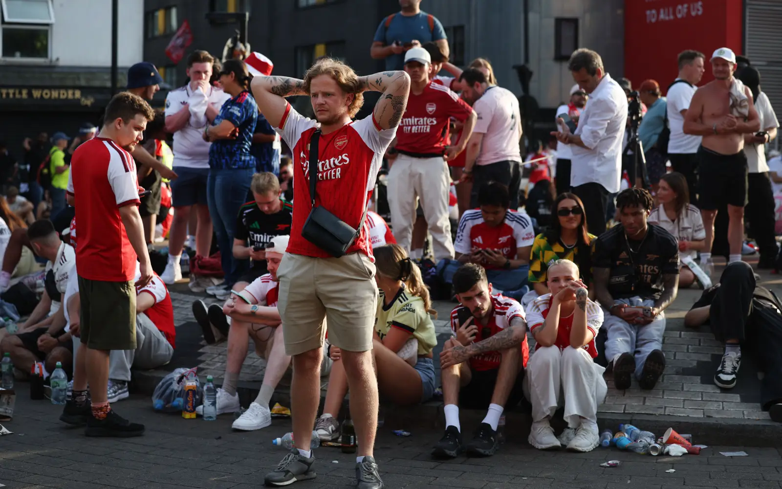'Gutted' Arsenal fans lament Champions League loss