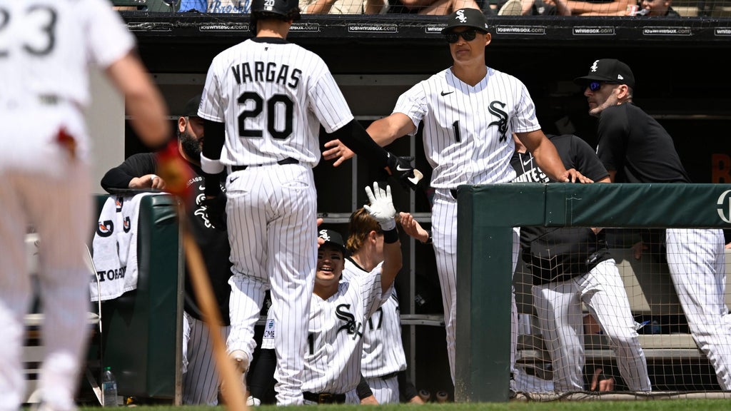 quero-montgomery-and-benintendi-hit-hrs-white-sox-beat-tigers-7-1