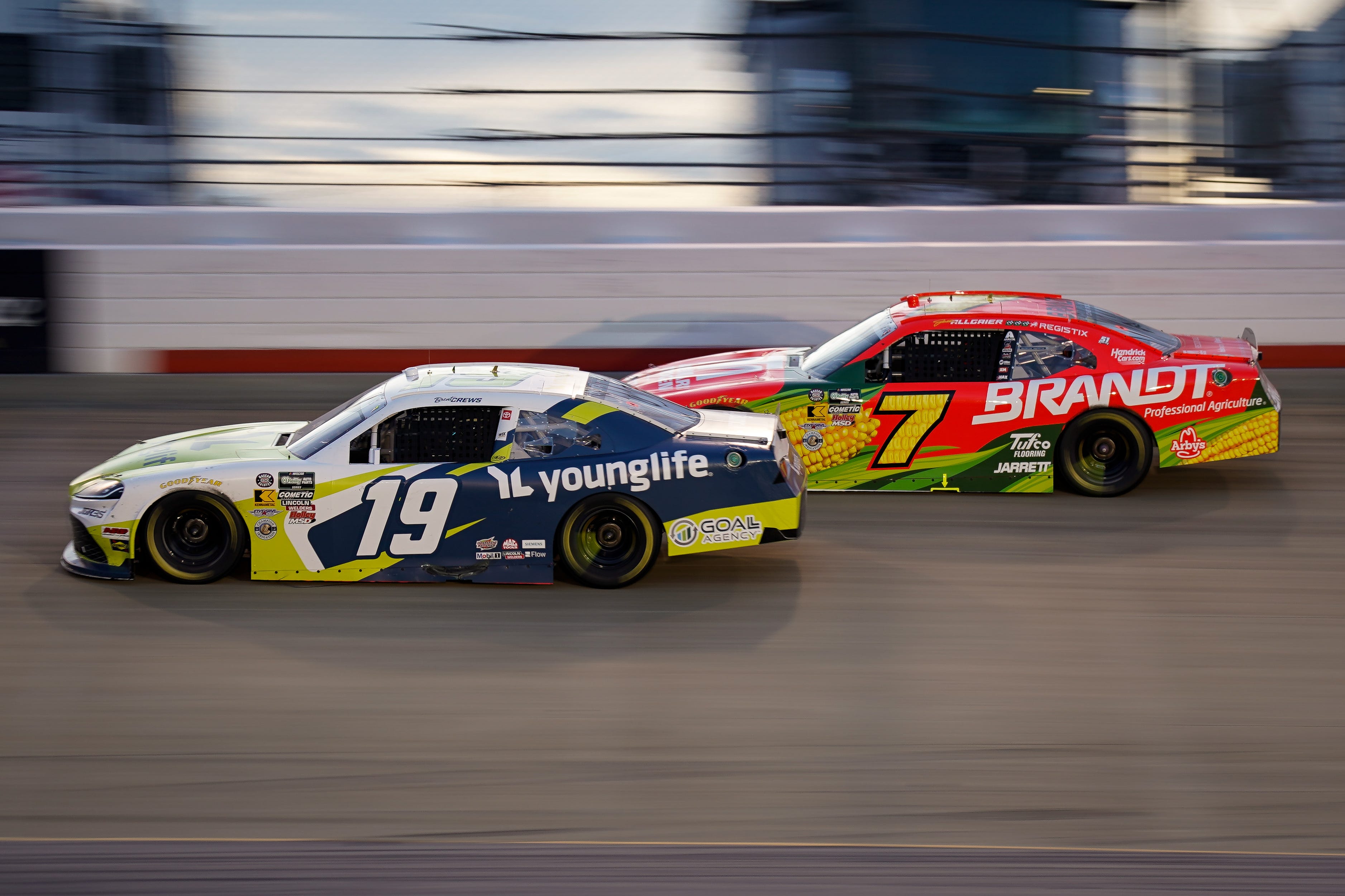 NASCAR O'Reilly Series Phoenix race live updates, highlights, leaderboard