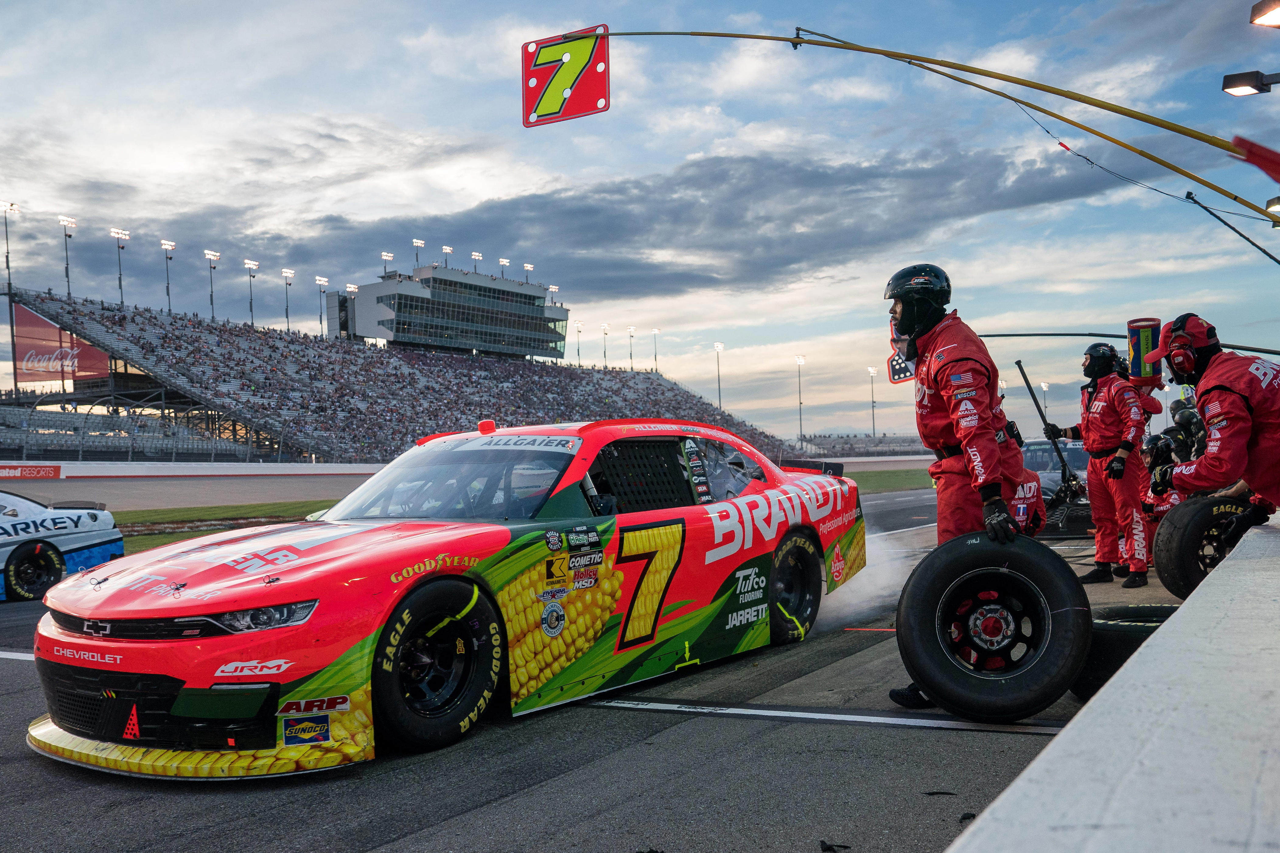 Sheldon Creed wins NASCAR O'Reilly Series race at Darlington to open Chase