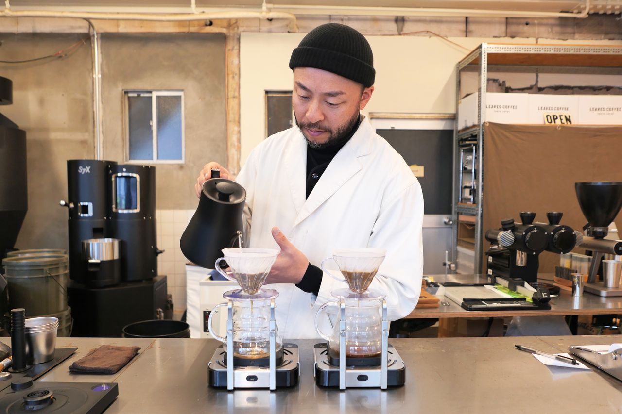 This is the old-school brewing method coffee experts swear by